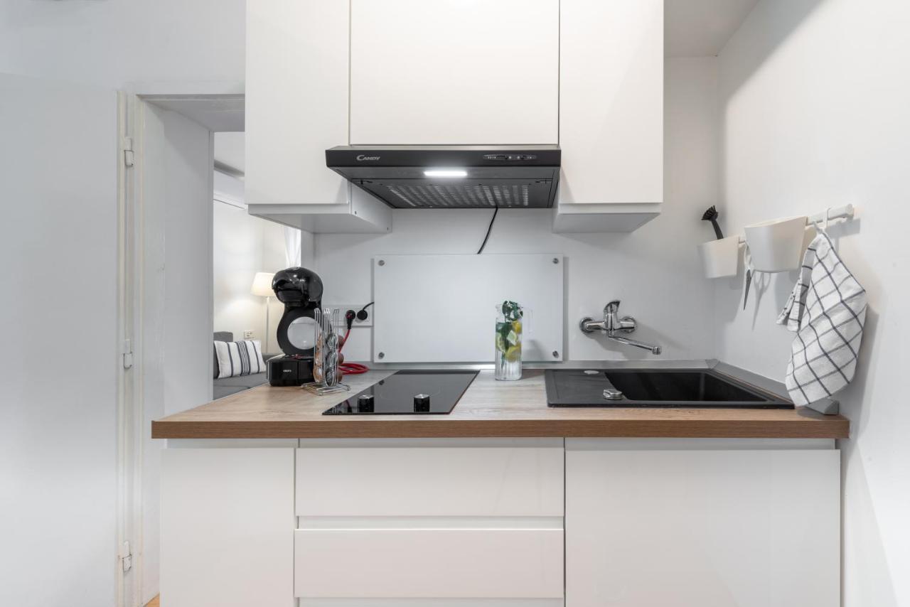 Apartment Near Old Town, Free Parking & Huge Garden دوبروفينك المظهر الخارجي الصورة
